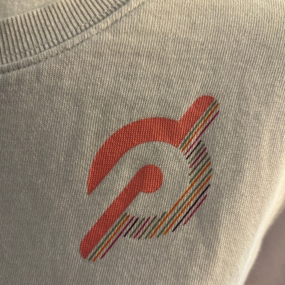 Peloton Crewneck - Picture 4 of 9